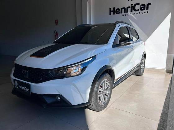 FIAT ARGO 1.3 FIREFLY FLEX TREKKING CVT FIAT ARGO 1.3 FIREFLY FLEX TREKKING CVT